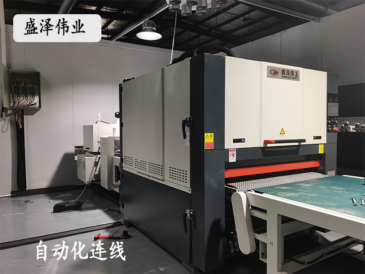 連線(xiàn)砂光機(jī)設(shè)備